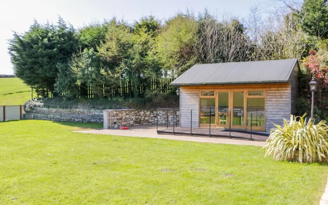 Lambkin Cottage