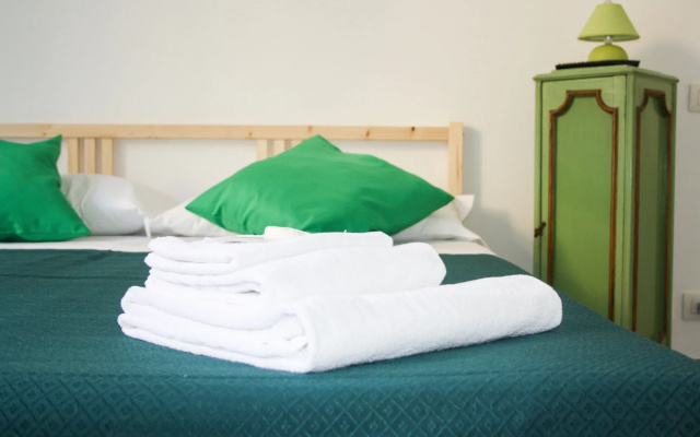 Отель Salotto Piramide B&B