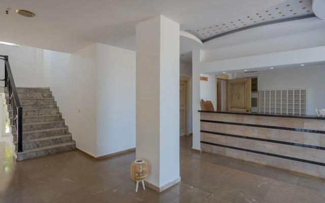Naiades Hotel by Estia