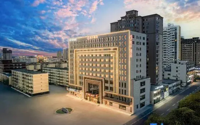 Orange Hotel (Yulin Dingbian Mingzhu West Road Branch)