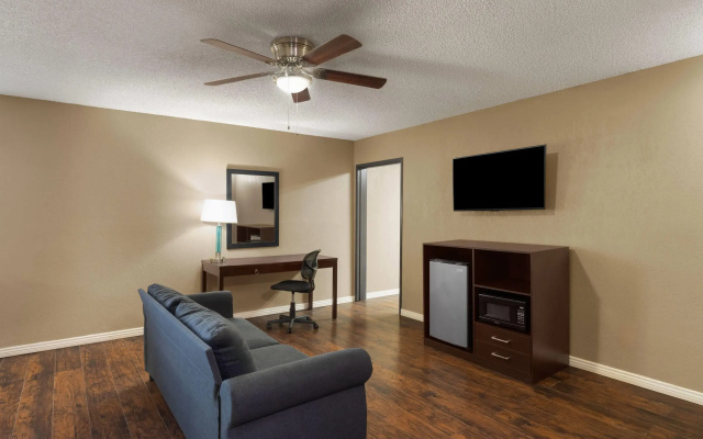 Super 8 by Wyndham Casa Grande