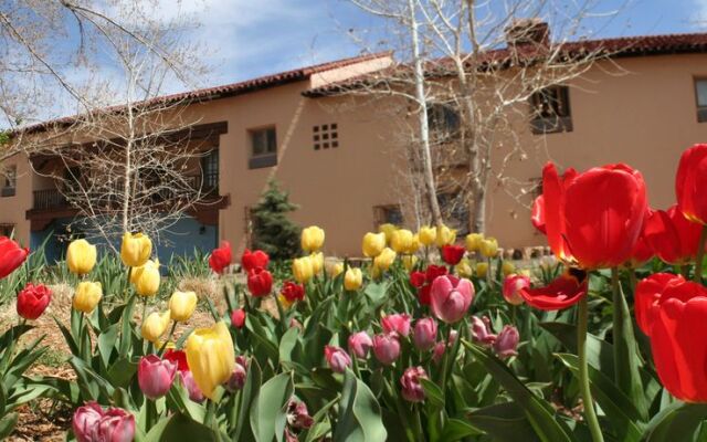 La Posada Hotel
