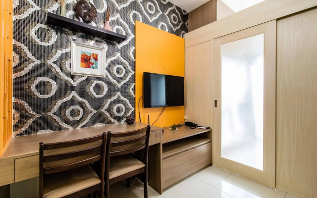 2BR on Top of Jazz Mall. Fiber WiFi 20Mbps