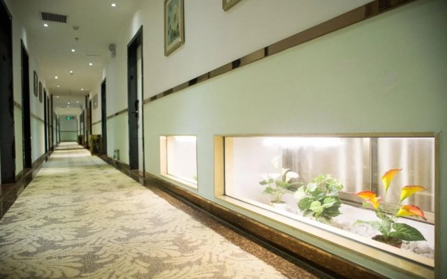 Guangdong Hotel