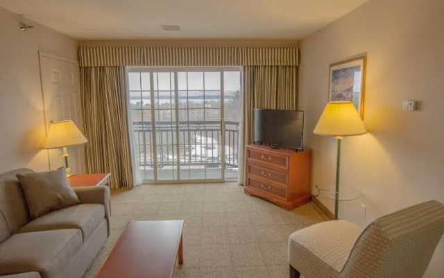 Independent  Smart Suites on the Hill