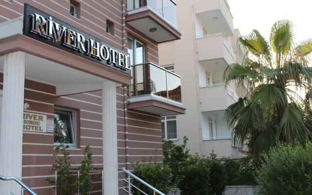 River Boutique Hotel Сиде вид на фасад