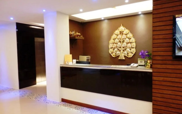 Kata Beach Studio Service Apartment