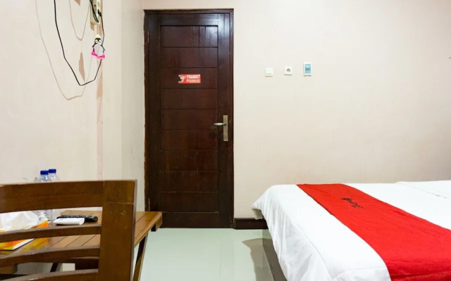 RedDoorz @ Jalan Cendrawasih Timika