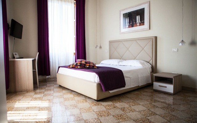 Отель Home 79 Relais Рим вид на фасад