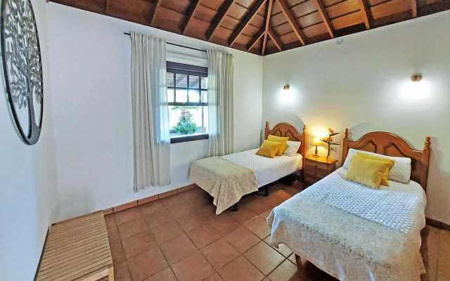 Villa Victoria