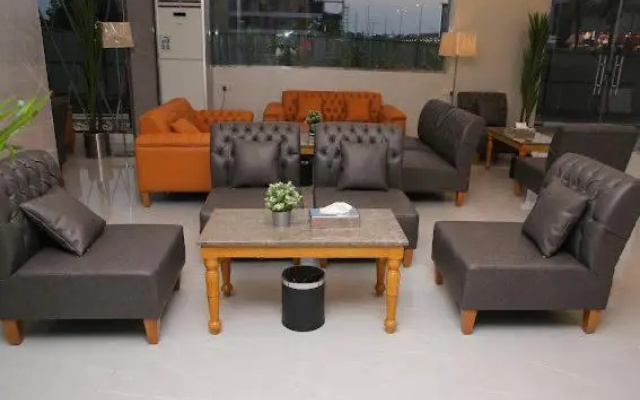 Al Raha Apartment Hotel