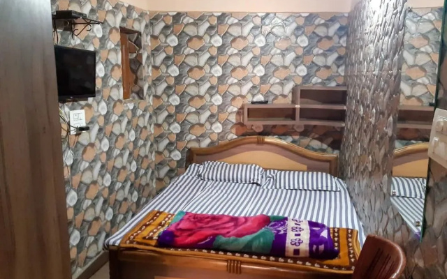 Goroomgo Ajit Residency Ranchi