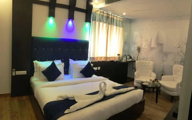 Hotel Pearl Blue