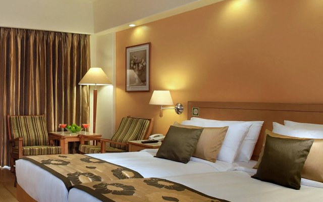 Acron Candolim Regina