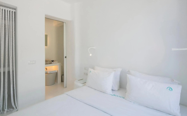 Mykonos Bay Resort & Villas