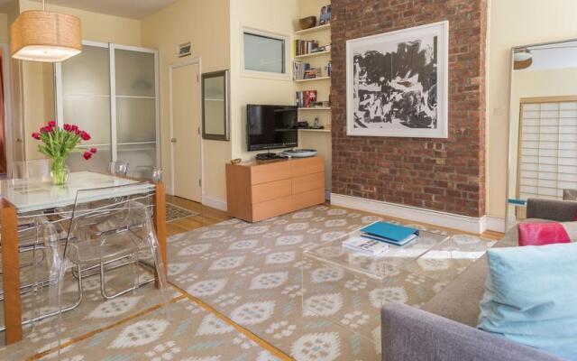 Отель East Village Apartments США, Нью-Йорк - отзывы, цены и фото номеров - забронировать отель East Village Apartments онлайн