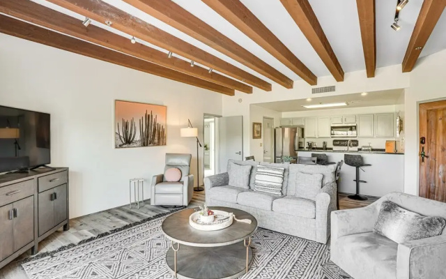 Epic Tucson Rental w/ Golf Course & Mtn Views!