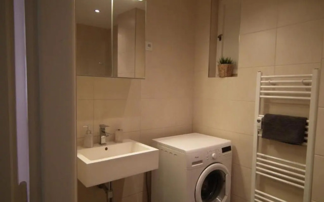 Old Town spacious apartment