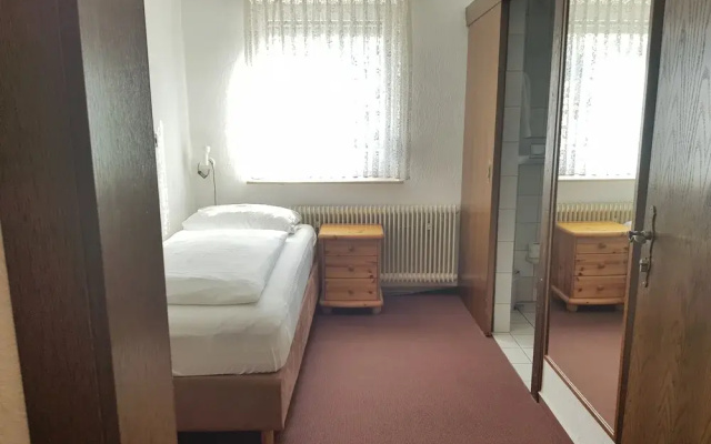 Hotel - Pension - Weller