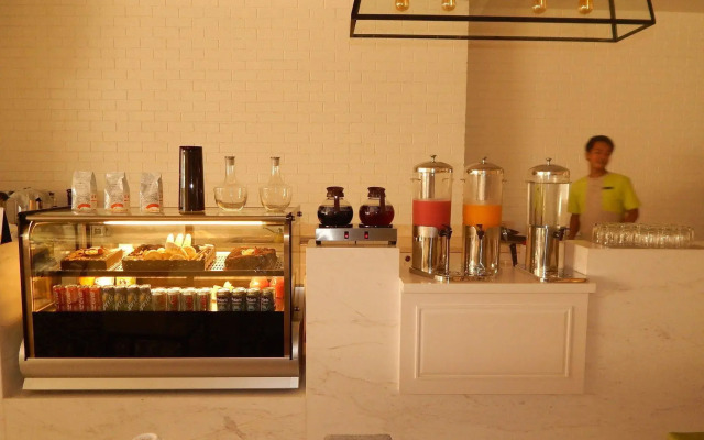 MaxOne Signature Glodok Jakarta