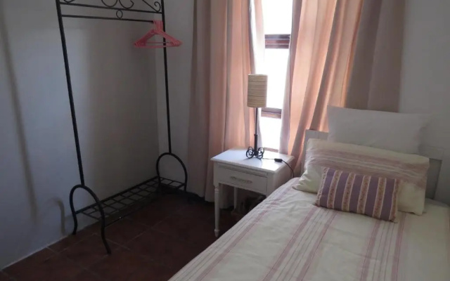 Chamomile Cottage 2