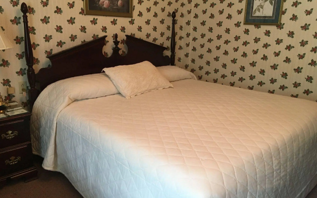 Parkway Inn