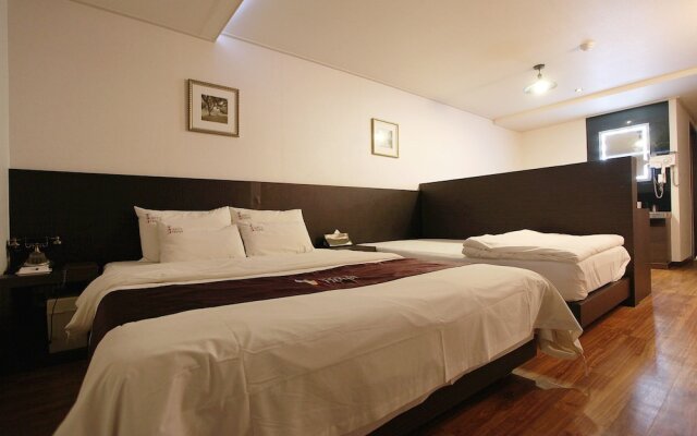 Art Hotel 1