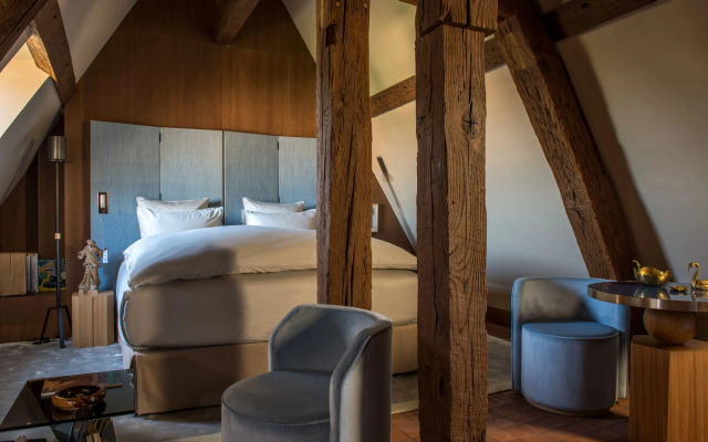 Cour des Vosges - Evok Collection