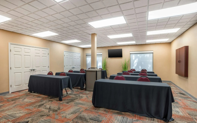 Comfort Inn & Suites Crestview South