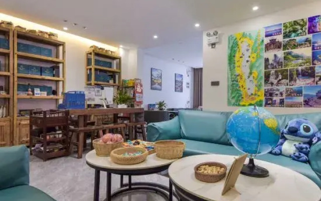 Dali Six Shangpin Homestay (Gucheng Fuxing Road)