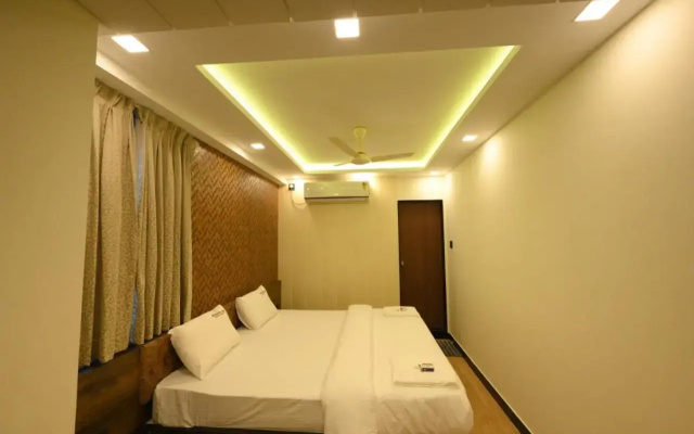 Meenakshi Inn