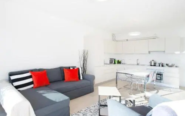 Argegno Pool apartment