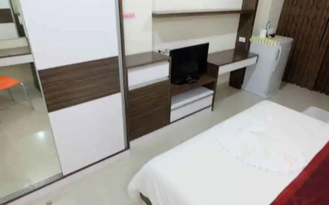 Bright Apartment