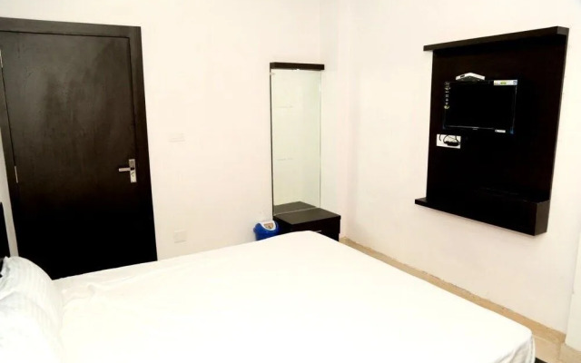 Ashapura Hotel