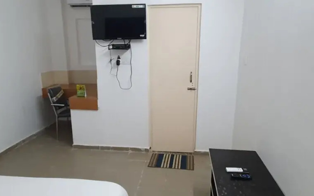 Hotel Ashiyana Inn