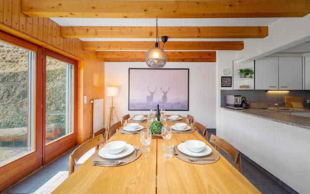 Chalet Theo Family Retreat Contemporary Design