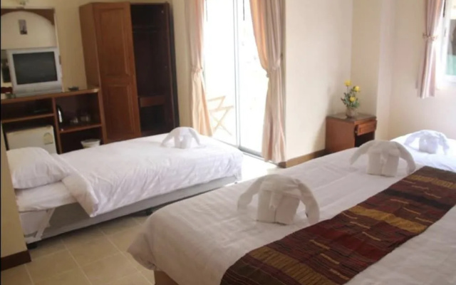 La Piccola Patong 2