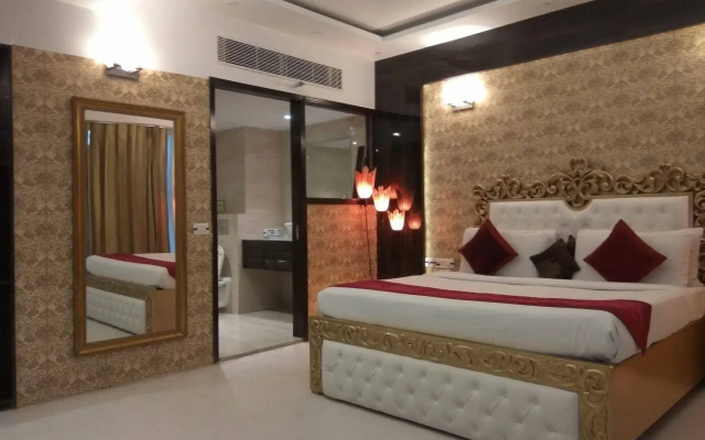 Hotel Signature Grand