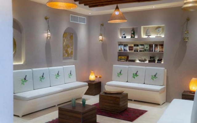 Отель Al Rayaheen Retreat by Sharjah Collection