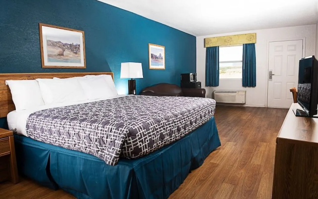 Riata Inn