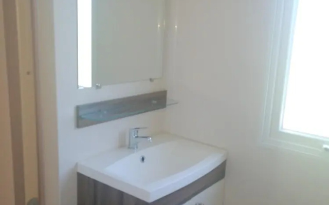 Property With 3 Bedrooms in Sérignan, With Furnished Garden