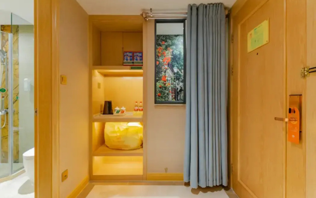 Vienna Hotel Chongqing Jiefangbei Pedestrian Street