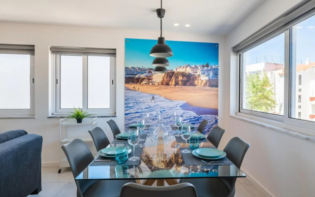 Central Town 2-bedroom Luxury Apartment Albufeira