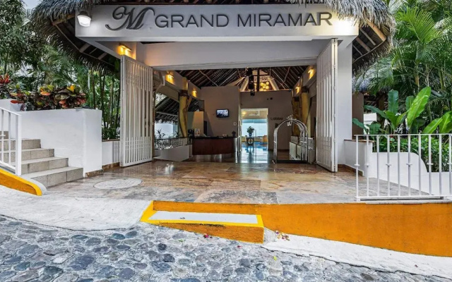 HOLT Grand Miramar Residences