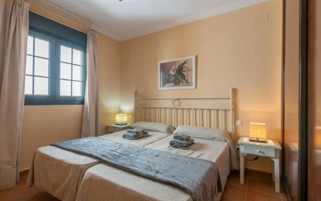 Golfside Stay for 5 Guests