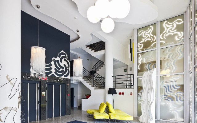Urban Hotel Amadeos