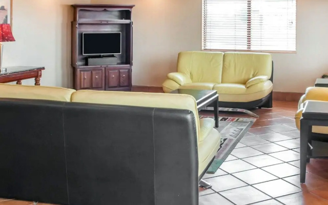 Econo Lodge Lordsburg I-10