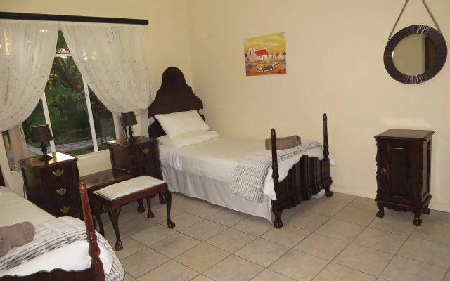 Ouma's Farmhouse