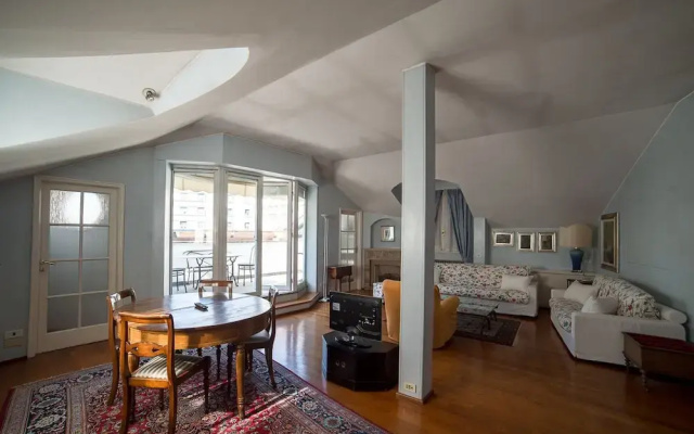 HbHall - Duomo Suite 7 Apartment