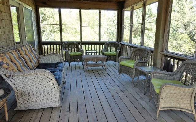 Sea Oats 3 Bedrooms 2 Bathrooms Home